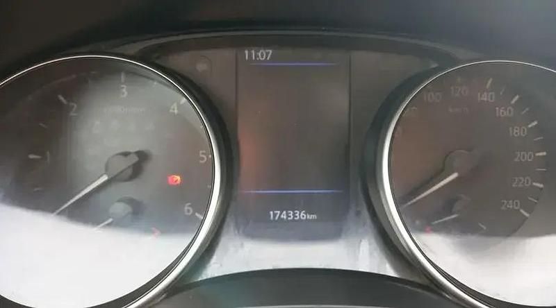 Usado Nissan Qashqai Acenta 116 CV (85 kW) 2019 Sapporo white (sólido) SUV