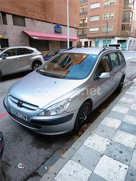 Gris / plata Usado 2004 Peugeot 307 Familiar | 4000 € (Caro) - Imagen 1/4
