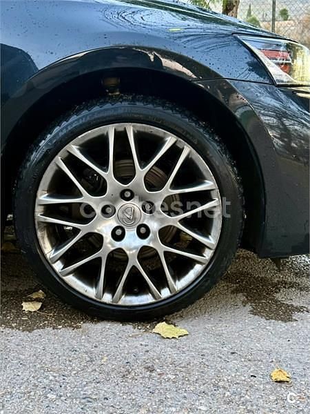 Usado Lexus IS300h Business Edition 223 CV (164 kW) 2018 Negro Berlina