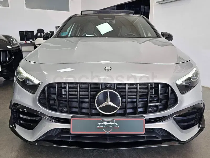 Usado Mercedes A45 AMG 421 CV (309 kW) 2023 Gris / plata Utilitario