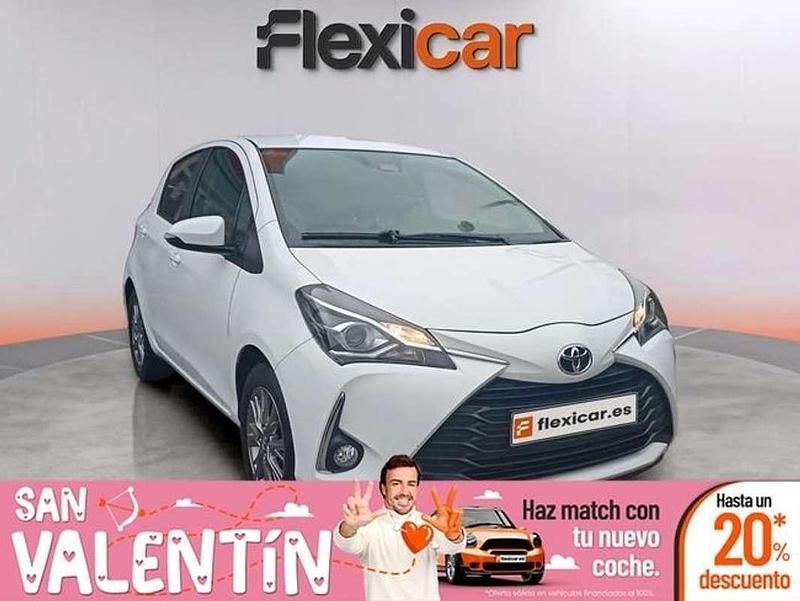 Blanco Usado 2019 Toyota Yaris Active Utilitario | 12.790 € (Precio justo) - Imagen 1/4