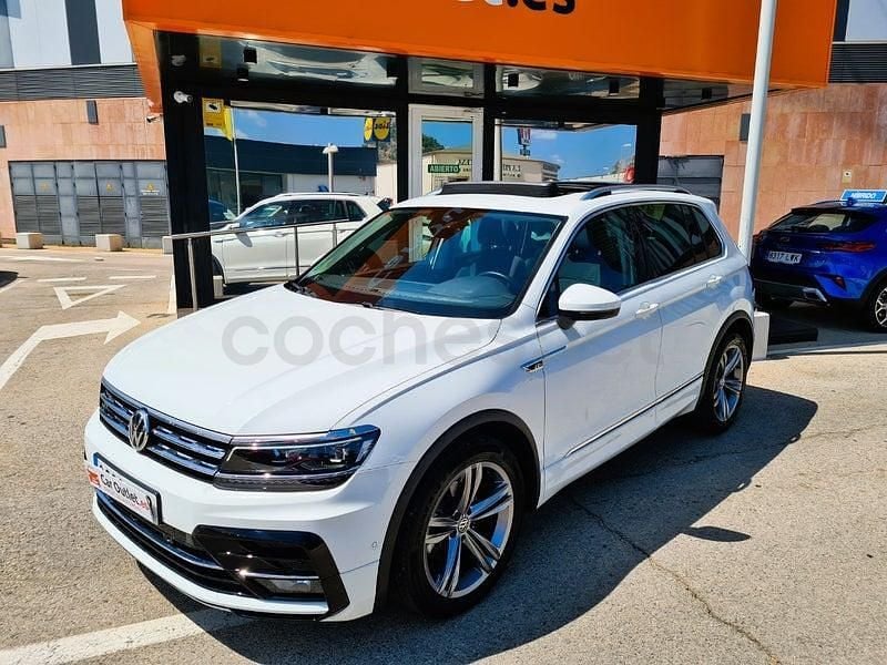 Blanco Usado 2019 VW Tiguan Sportline SUV | 29.985 € (Caro) - Imagen 1/4