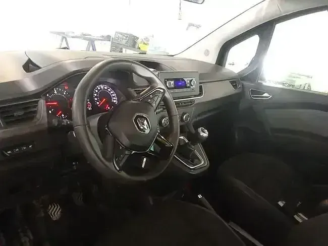 Begagnad Renault Kangoo Edition One 75 HK (55 kW) 2021 Röd Minibuss