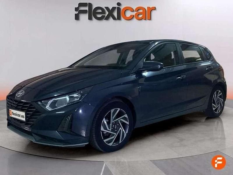 Usado Hyundai i20 84 CV (61 kW) 2024 Azul Utilitario