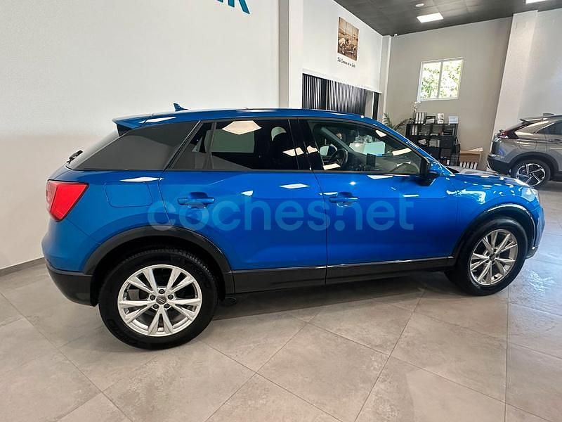 Usado Audi Q2 Design 116 CV (85 kW) 2018 Azul SUV