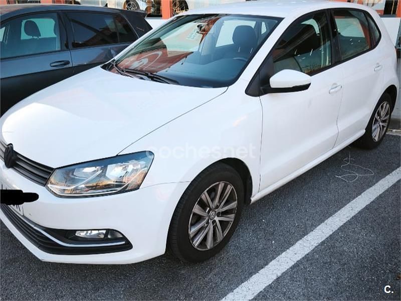 Usado VW Polo 90 CV (66 kW) 2017 Blanco Berlina