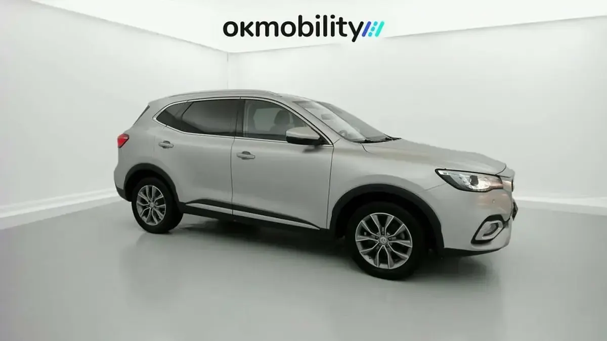 Usado MG HS Comfort 162 CV (119 kW) 2023 Plateado SUV