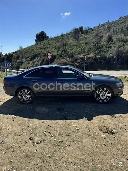 Usado Audi A8 326 CV (239 kW) 2008 Negro Berlina