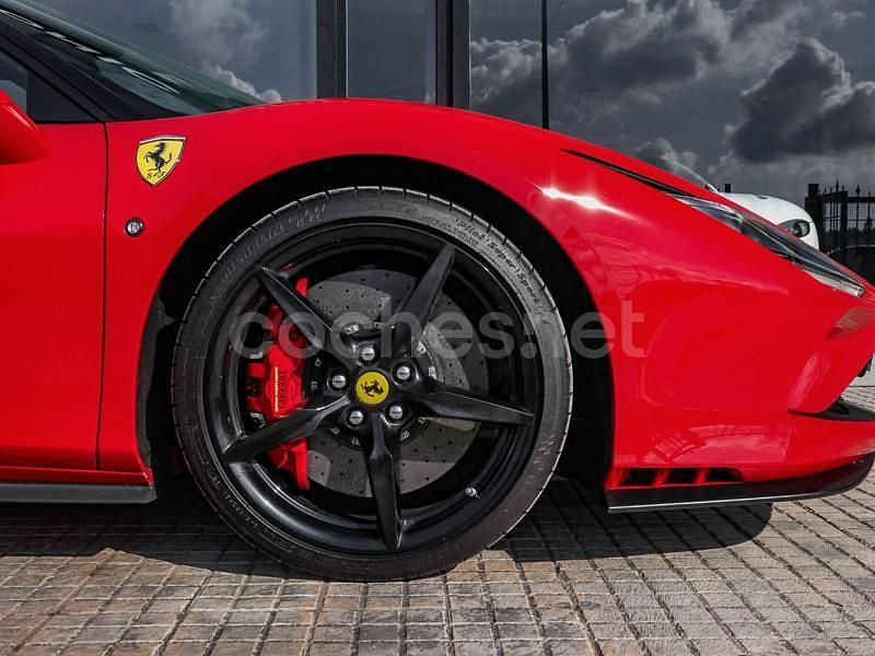Usado Ferrari F8 721 CV (530 kW) 2021 Rojo Coupe