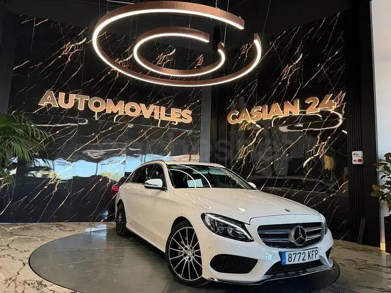 Usado Mercedes C220 194 CV (142 kW) 2018 Blanco Familiar