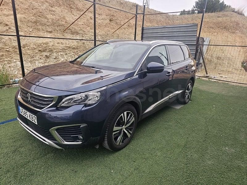 Usado Peugeot 5008 Active 130 CV (95 kW) 2017 Azul SUV