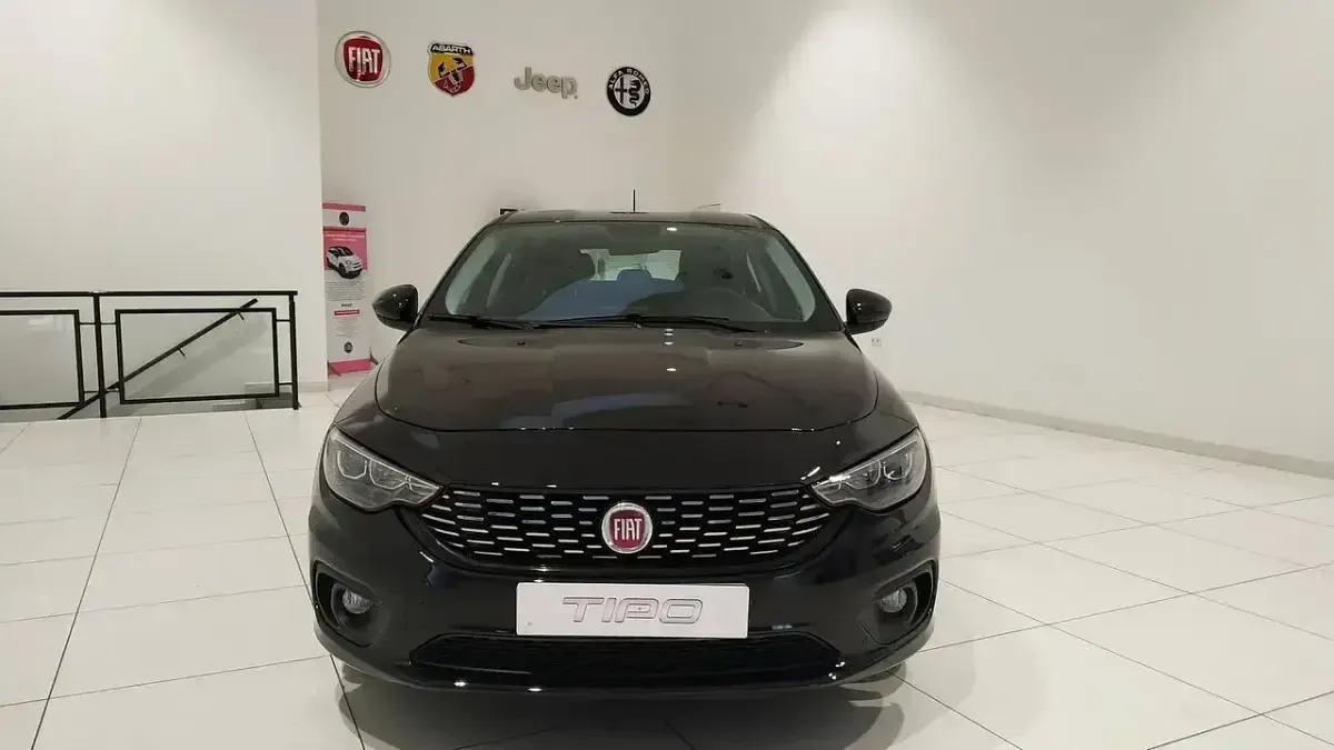 Usado Fiat Tipo Mirror 95 CV (69 kW) 2020 Negro Berlina