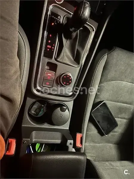 Usado Seat Ateca 4Drive 190 CV (139 kW) 2016 Rojo SUV