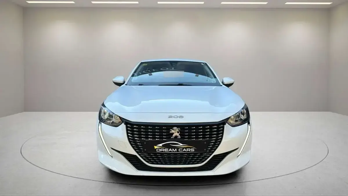 Usado Peugeot 208 Active 102 CV (75 kW) 2020 Blanco Utilitario
