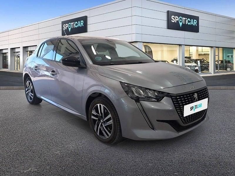 Usado Peugeot 208 Allure 102 CV (75 kW) 2023 Gris / plata Utilitario