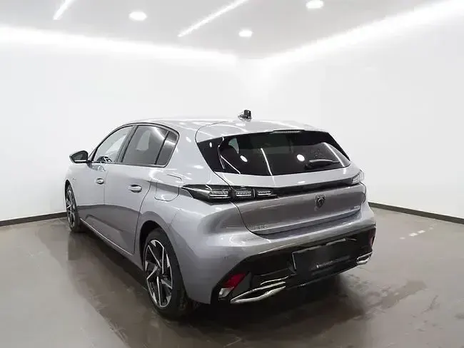 Usado Peugeot 308 Allure 180 CV (132 kW) 2023 Gris