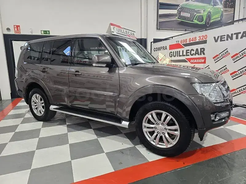Usado Mitsubishi Montero 190 CV (139 kW) 2016 Marrón SUV