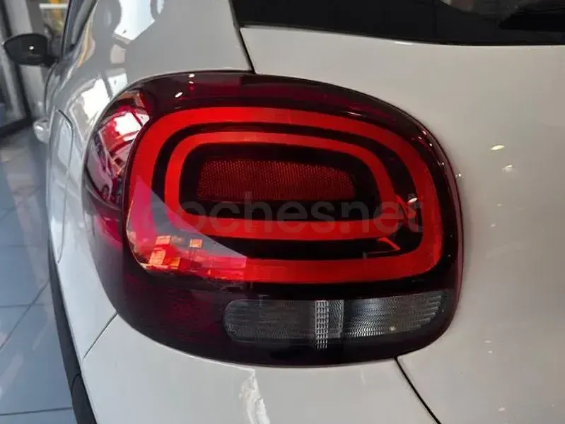 Usado Citroën C3 Feel 102 CV (75 kW) 2021 Blanco Utilitario