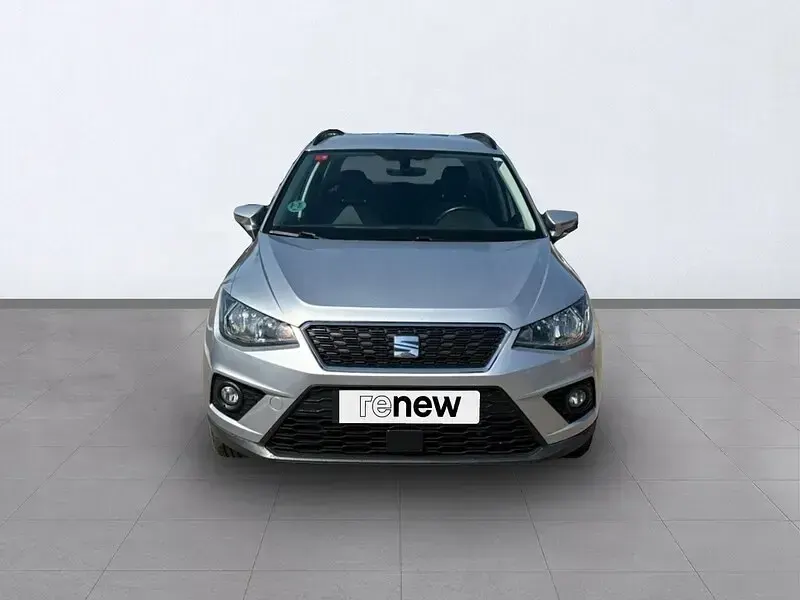 Usado Seat Arona Ecomotive 115 CV (84 kW) 2018 Gris SUV