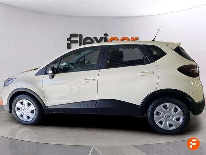 Usado Renault Captur Life 90 HP (66 kW) 2018 Bege SUV