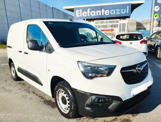 Usado Opel Combo Active 100 CV (73 kW) 2020 Blanco Monovolumen