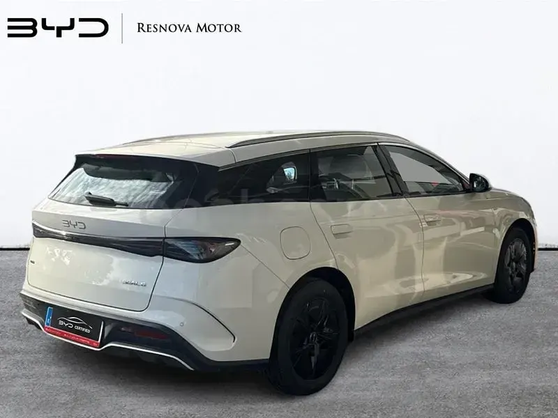 Nuevo BYD Seal Boost 184 CV (135 kW) 2026 Blanco Familiar
