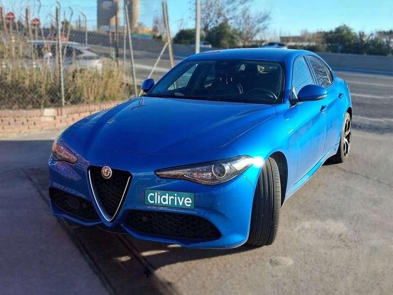 Usado Alfa Romeo Giulia Veloce 211 CV (155 kW) 2019 Azul Berlina