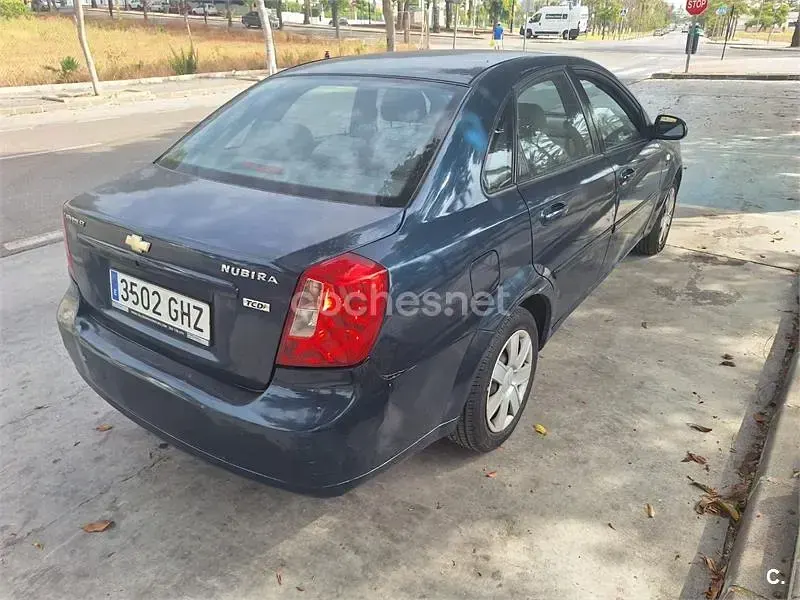 Usado Chevrolet Nubira CDX 121 CV (88 kW) 2008 Negro Berlina