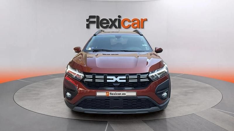 Usado Dacia Jogger Extreme 140 CV (102 kW) 2023 Naranja Monovolumen