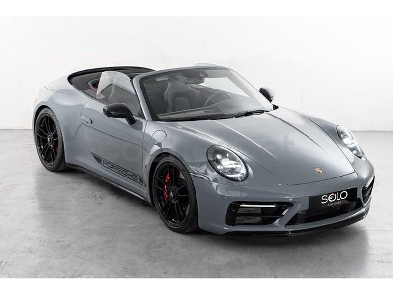 Usado Porsche 911 Carrera GTS 480 CV (353 kW) 2024 Gris / plata Descapotable