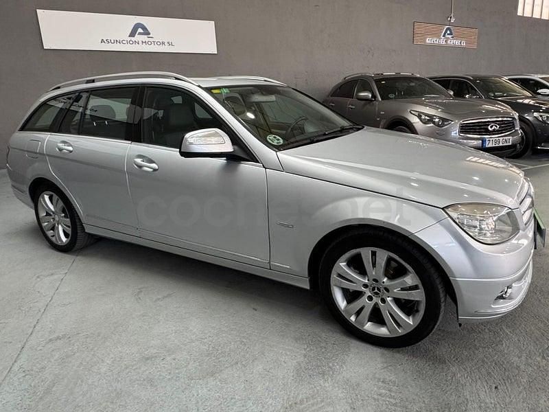 Usado Mercedes C220 Avantgarde 170 CV (125 kW) 2008 Gris / plata Familiar
