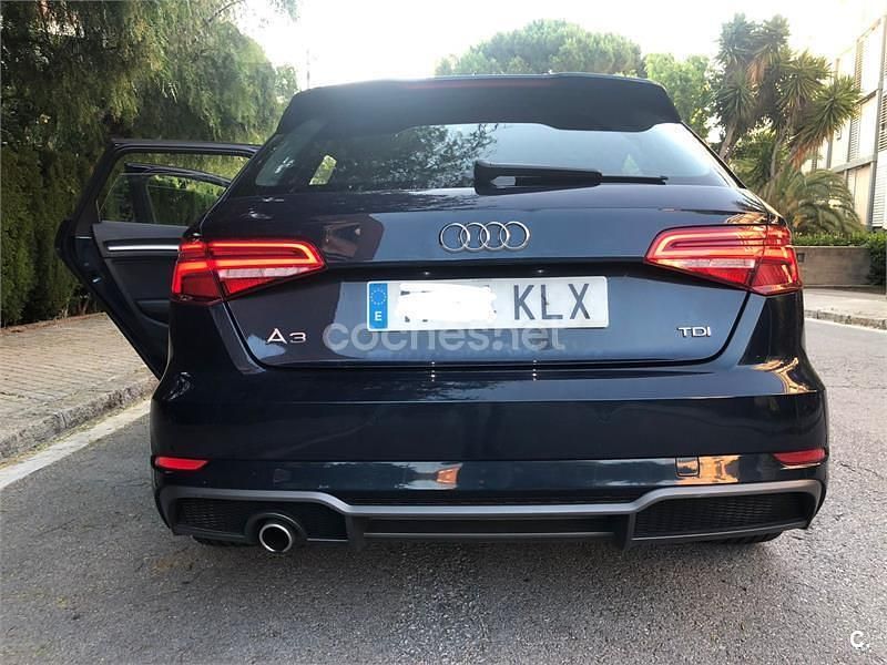 Usado Audi A3 S-Line 110 CV (80 kW) 2018 Negro Berlina