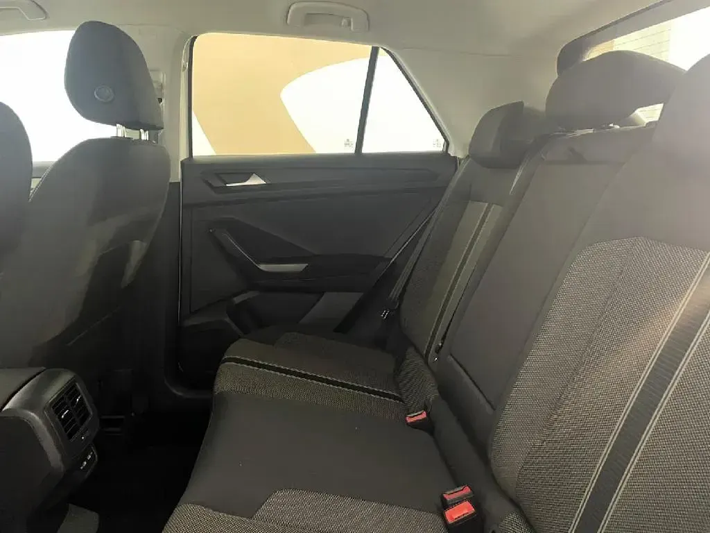 Usado VW T-Roc Advance 150 CV (110 kW) 2022 Blanco SUV