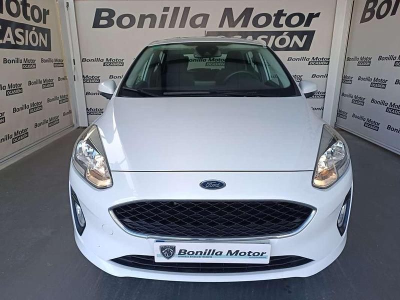 Usado Ford Fiesta Trend+ 86 CV (63 kW) 2019 Blanco Utilitario