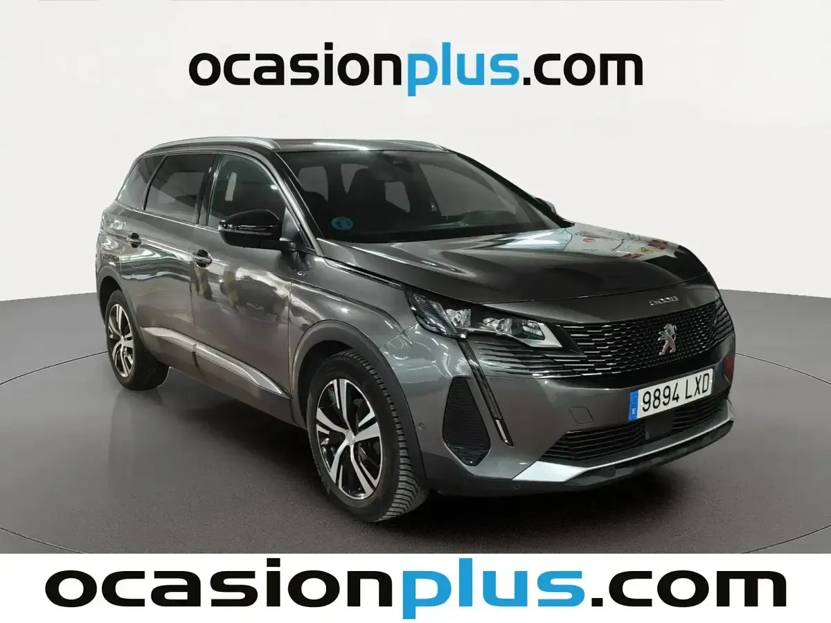 Usado Peugeot 5008 GT 130 CV (95 kW) 2022 Gris SUV
