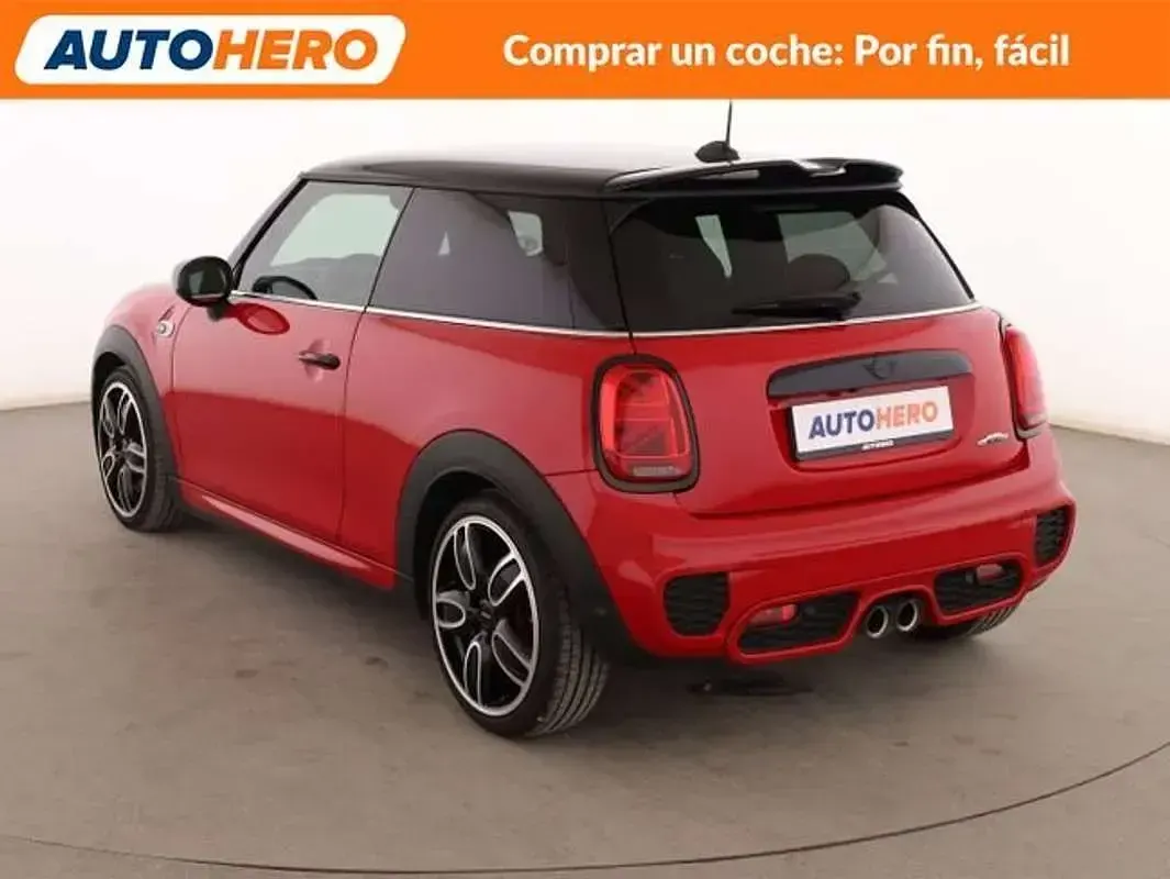 Usado Mini John Cooper Works 230 CV (169 kW) 2020 Rojo Utilitario