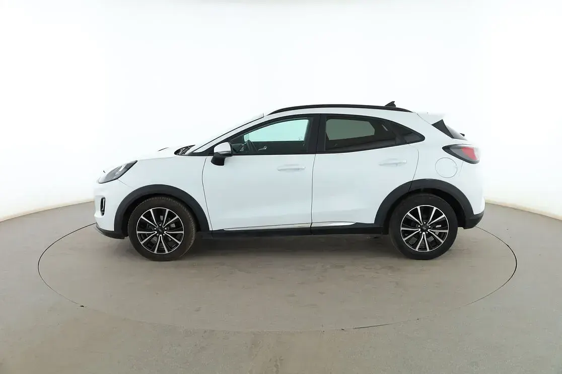 Usado Ford Puma Titanium 125 CV (91 kW) 2021 Blanco SUV
