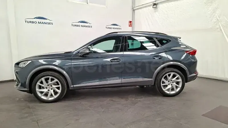 Usado Cupra Formentor 150 CV (110 kW) 2022 Gris / plata SUV