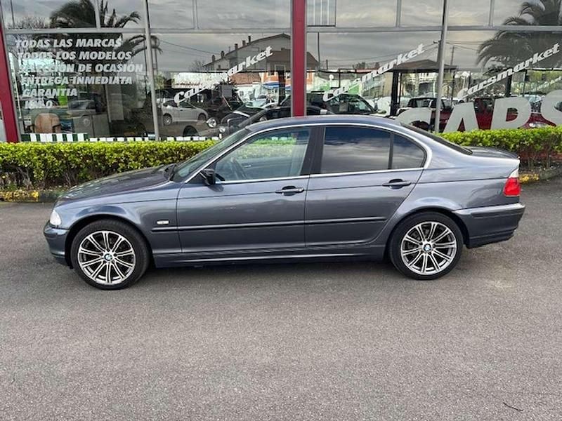 Usado BMW 320 136 CV (100 kW) 2001 Gris Berlina