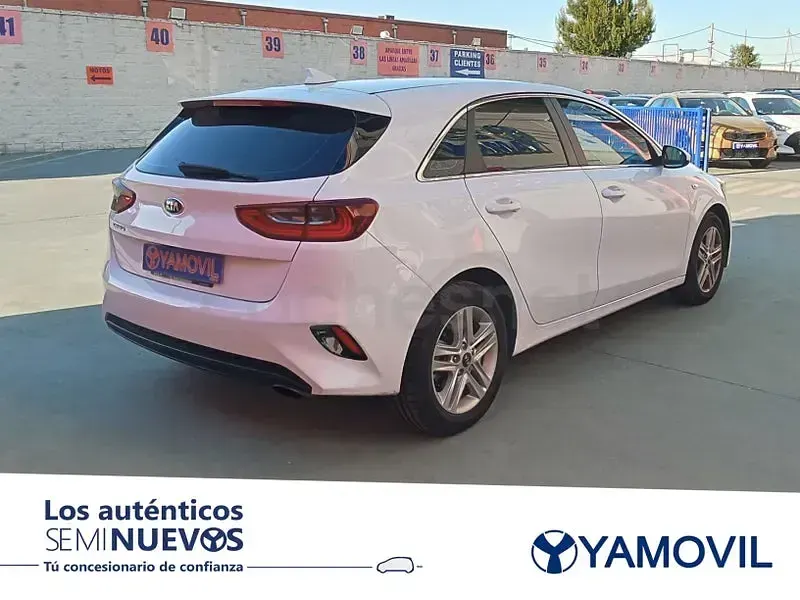 Usado Kia Ceed 115 CV (84 kW) 2020 Blanco Utilitario