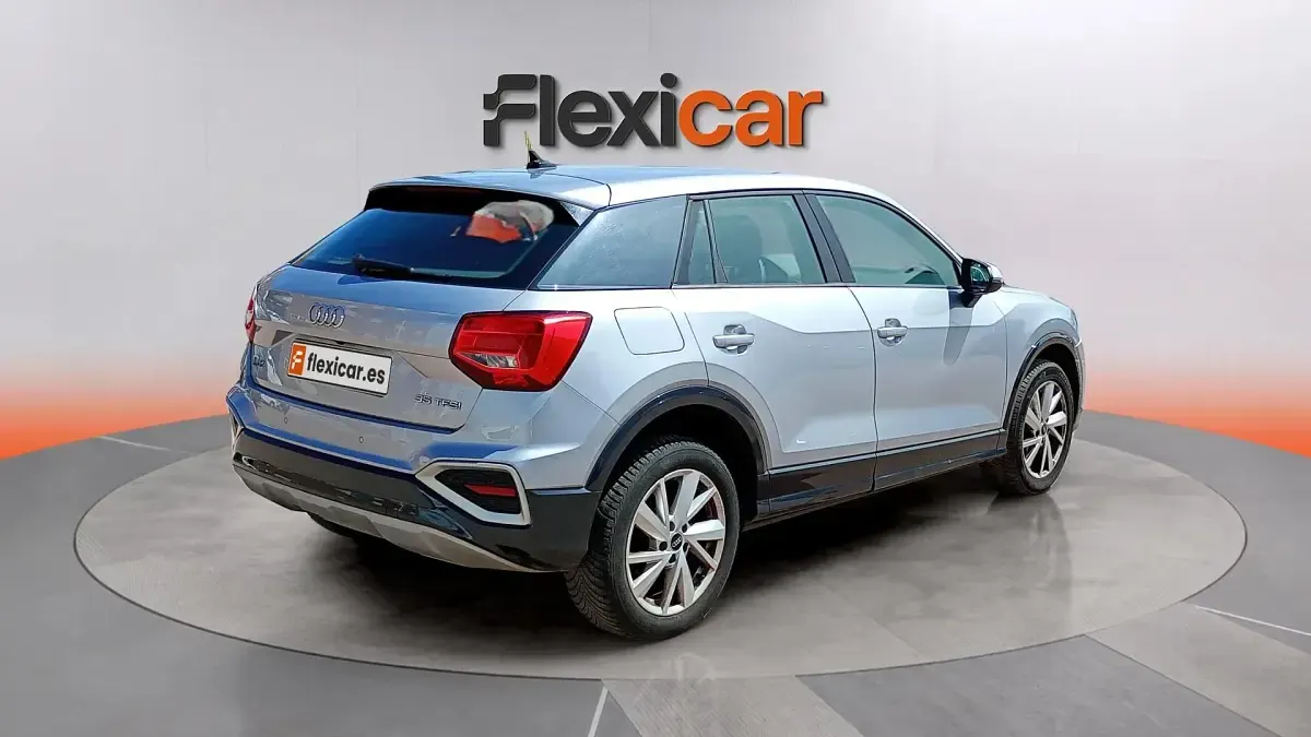 Używany Audi Q2 Advanced Plus 150 KM (110 kW) 2023 Szary SUV