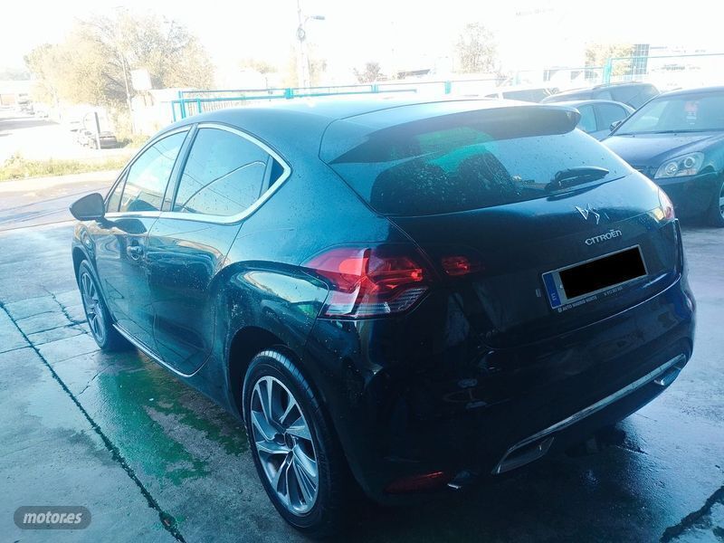 Usado Citroën DS4 115 CV (84 kW) 2014 Negro Utilitario
