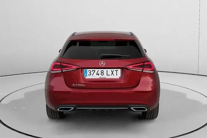 Usado Mercedes A250 218 CV (160 kW) 2022