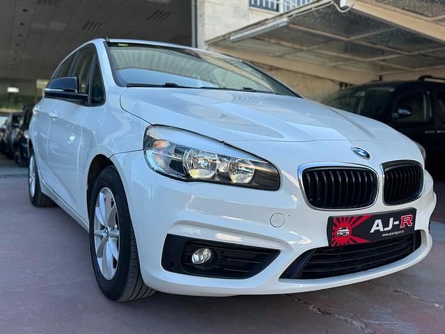 Usado BMW 216 Active Tourer 116 CV (85 kW) 2015 Blanco Monovolumen