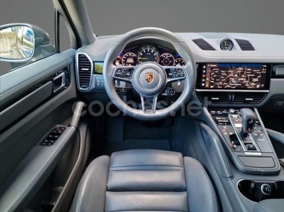 Usado Porsche Cayenne 462 CV (339 kW) 2021 Gris / plata SUV