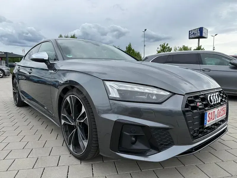 Używany Audi A5 Business 347 KM (255 kW) 2022 Szary Coupe