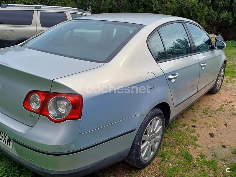 Brugt VW Passat Advance 110 HK (80 kW) 2010 Grå Sedan