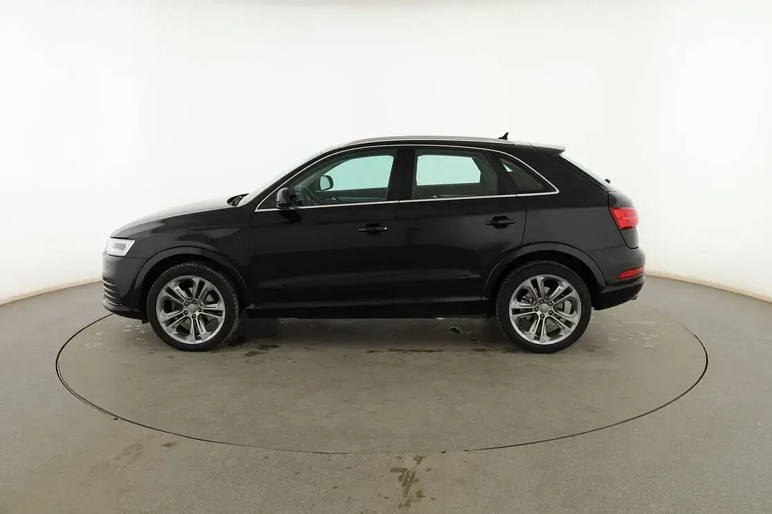 Usado Audi Q3 Sport 120 CV (88 kW) 2018 Negro SUV