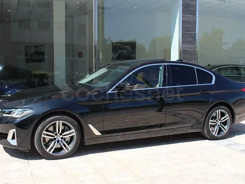 Usado BMW 530 Luxury Line 286 CV (210 kW) 2022 Negro Berlina