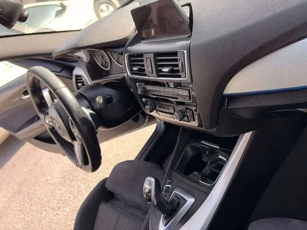 Usado BMW 116 224 CV (164 kW) 2015 Negro Utilitario